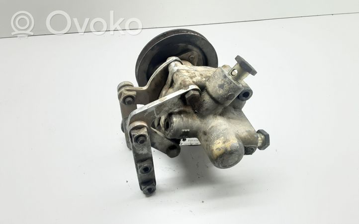 BMW 5 E34 Vairo stiprintuvo siurblys 1133386