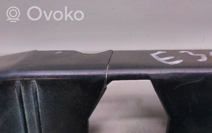 BMW 3 E30 Rivestimento di protezione sottoporta del bagagliaio/baule 1904968