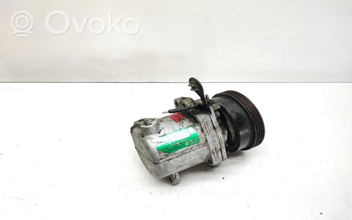 BMW 3 E36 Ilmastointilaitteen kompressorin pumppu (A/C) 8390228