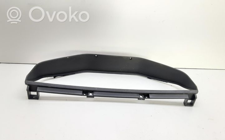 BMW 3 E30 Cornice cruscotto 1368872