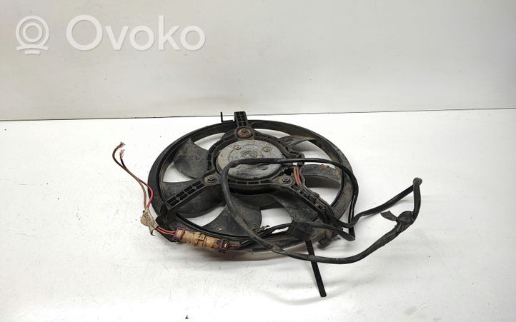 Volkswagen PASSAT B5.5 Ventilatore di raffreddamento elettrico del radiatore 849854V