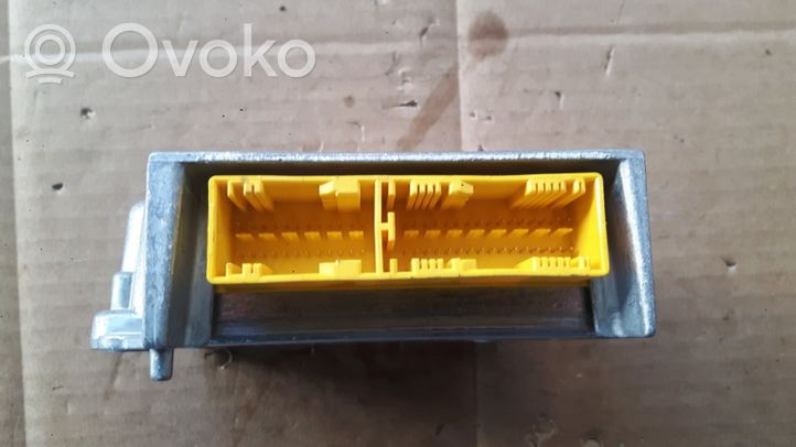 Mercedes-Benz A W169 Oro pagalvių valdymo blokas A169820992627071590515I