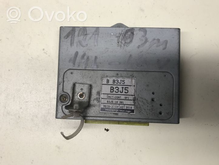 Mazda 121 Sterownik / Moduł ECU B3J518881