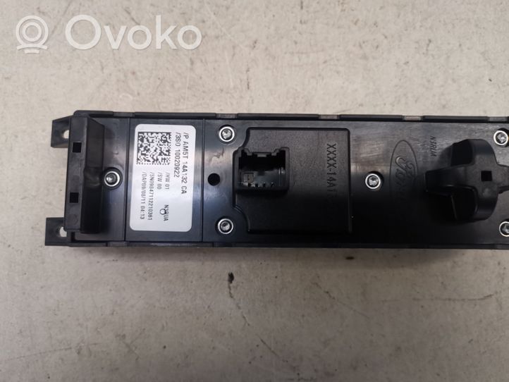 Ford Focus Electric window control switch AM5T14A132CA