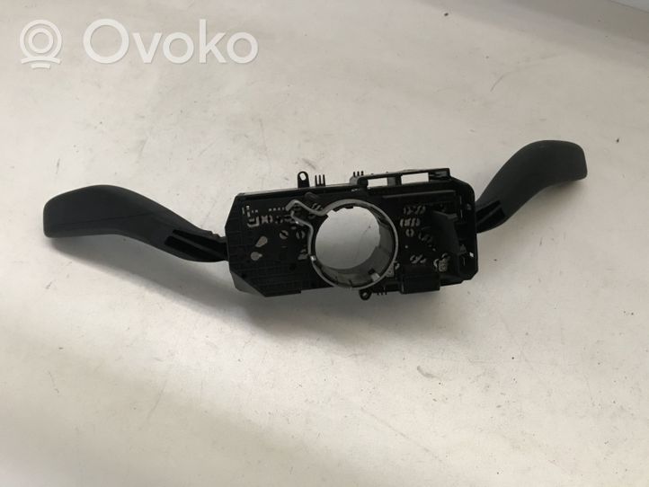 Volkswagen Up Suuntavilkun vipu 1S0953503C