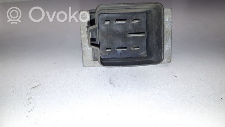 Renault Master II Przekaźnik / Modul układu ogrzewania wstępnego 7700115078