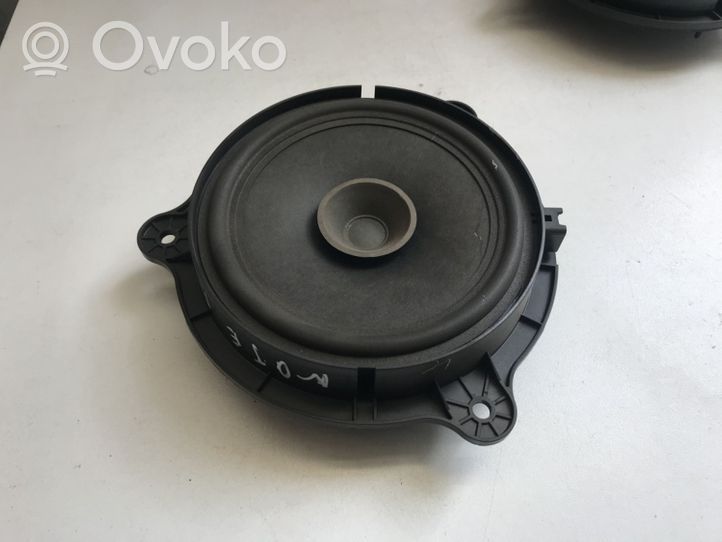 Nissan Note (E11) Haut-parleur de porte avant 281569U00A