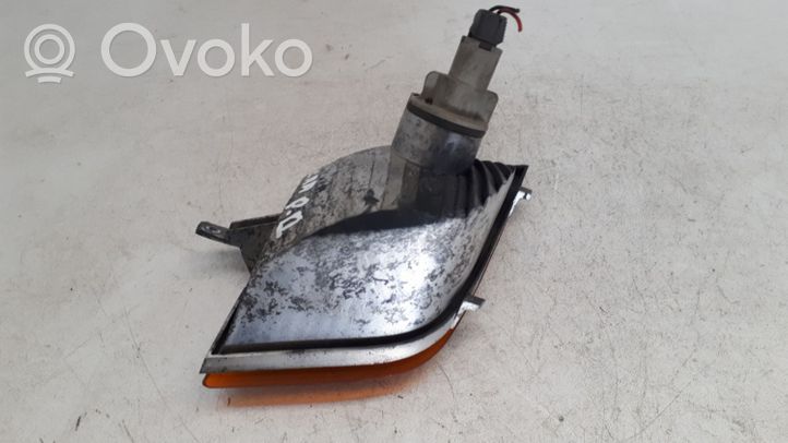 Nissan Micra Indicatore di direzione anteriore 89027936