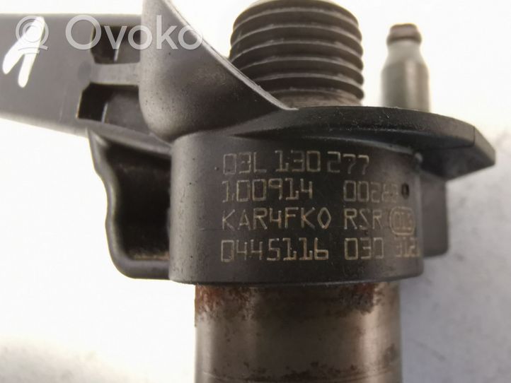 Volkswagen PASSAT B6 Wtryskiwacz paliwa 03L130277