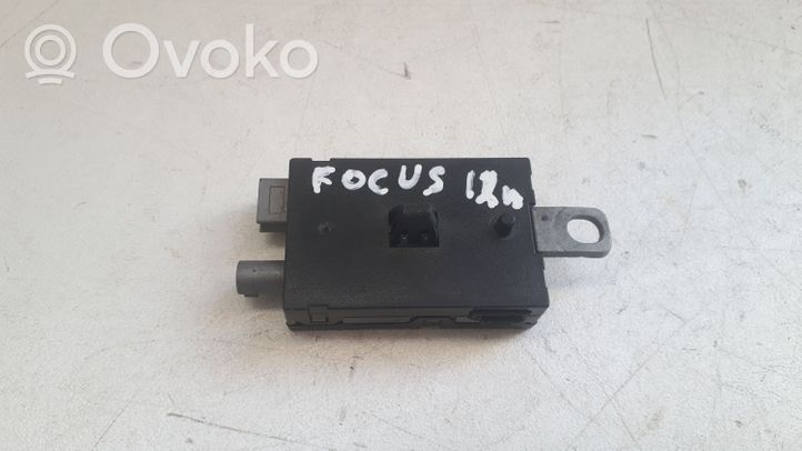 Ford Focus Pystyantennivahvistin 7CP118C847CA