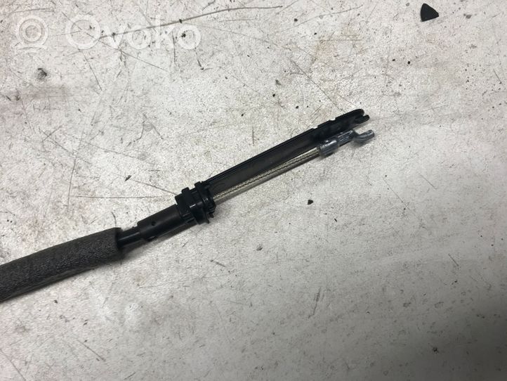 Ford Focus Front door cable line 