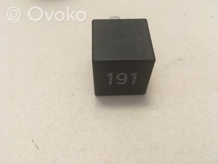 Volkswagen Polo III 6N 6N2 6NF Other relay 1H0953227