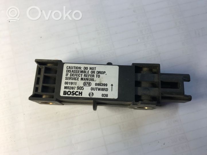 Mitsubishi Carisma Sensor impacto/accidente para activar Airbag MR397905