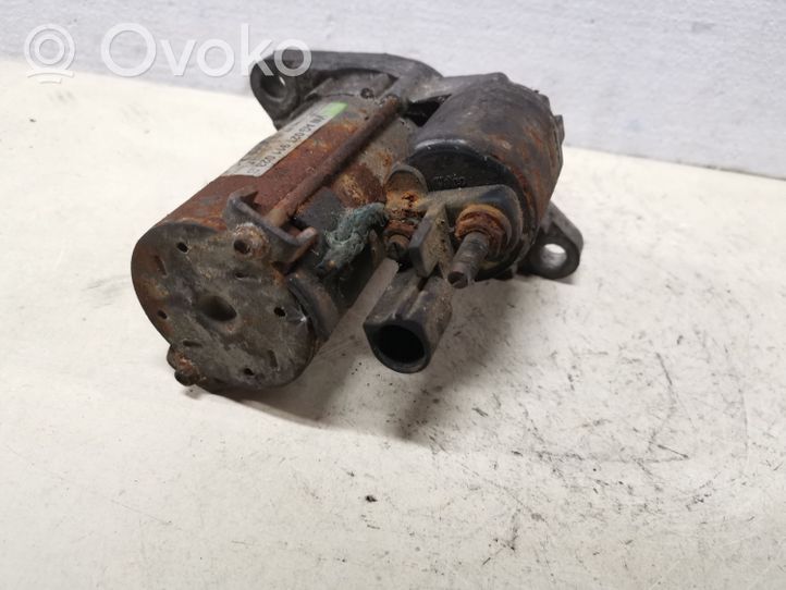 Volkswagen Polo IV 9N3 Starter motor 02T911023S