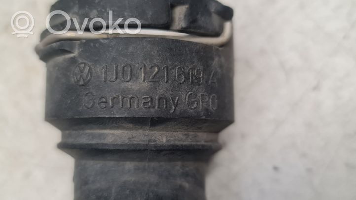 Volkswagen Bora Variklio aušinimo vamzdelis (-ai)/ žarna (-os) 1J0121619A