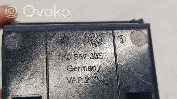 Volkswagen Golf V Tuhkakuppi (edessä) 1K0857335