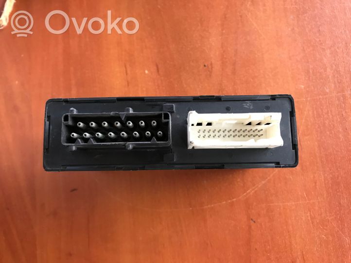 BMW 5 E34 Module confort 61351384204