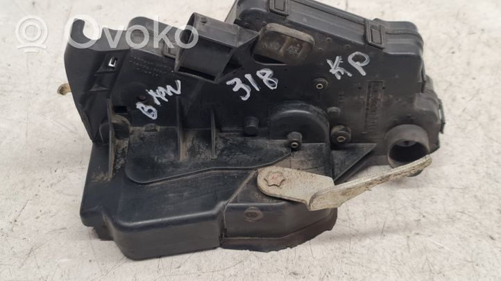 BMW 3 E46 Serrure de porte avant 8196031