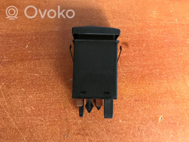 Audi A4 S4 B5 8D Hazard light switch 8D0941509C