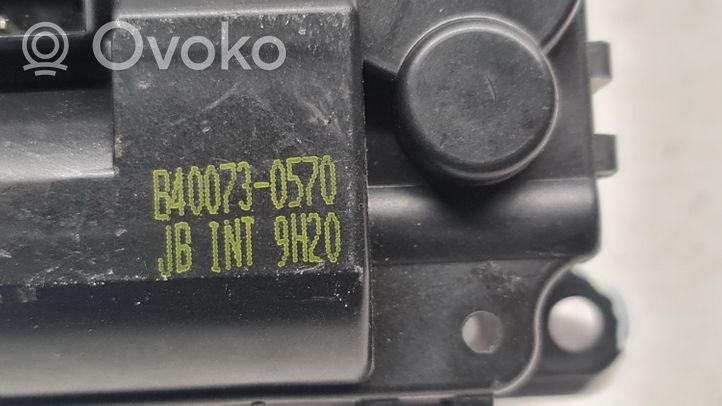 KIA Rio Silniczek nagrzewnicy B400730570