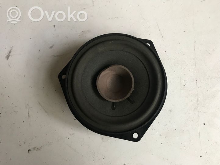 Opel Zafira B Enceinte de porte arrière 90379280