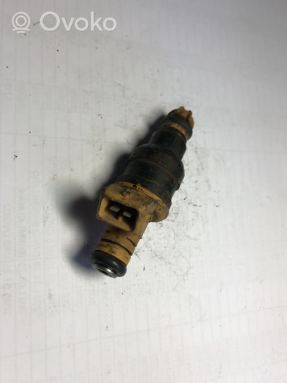 BMW 7 E32 Fuel injector 0280150714