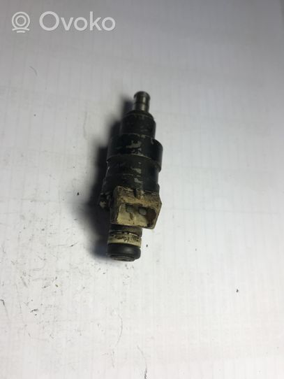 BMW 3 E30 Fuel injector 0280150208