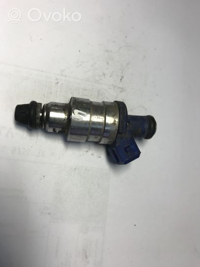 Ford Escort Injecteur de carburant 88WFA2A