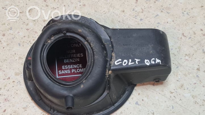 Mitsubishi Colt Bouchon, volet de trappe de réservoir à carburant MR953153