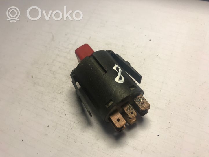 Opel Kadett D Hazard light switch 90069102