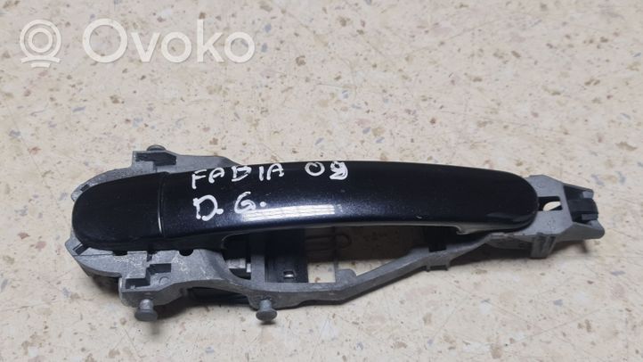 Skoda Fabia Mk2 (5J) Maniglia esterna per portiera anteriore 1K0837886A