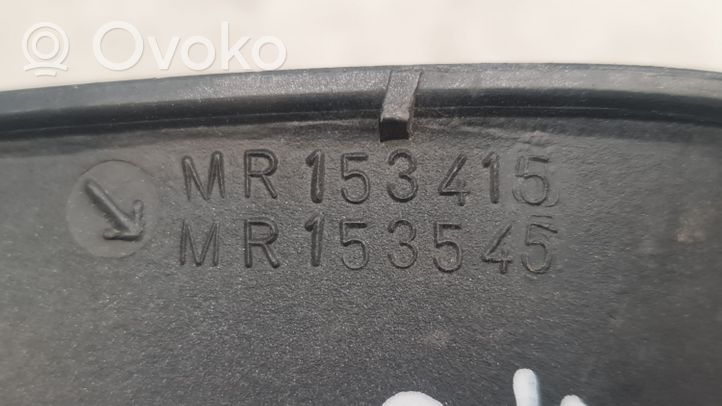 Mitsubishi Carisma Kratka dolna zderzaka przedniego MR153415