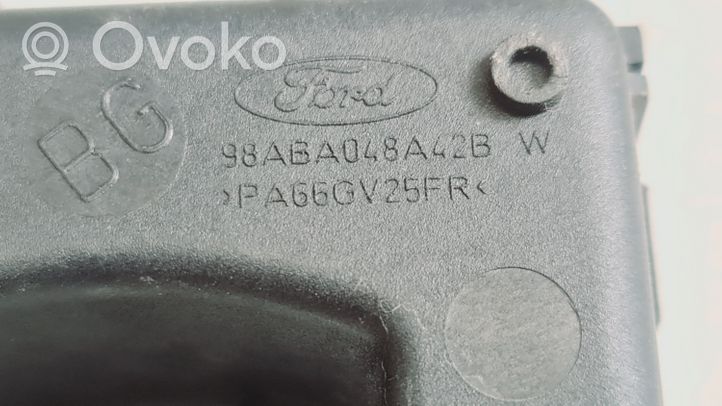 Ford Focus Popielniczka przednia tunelu środkowego 98ABA048A42BW