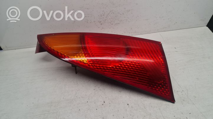 Ford Focus Luci posteriori XS4X13404