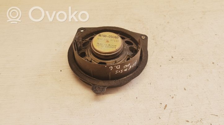 Toyota Avensis T220 Takaoven kaiutin 8616005060