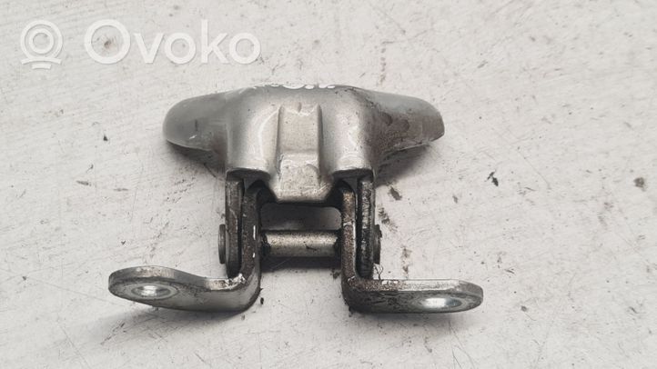 Toyota Avensis T250 Rear door upper hinge 