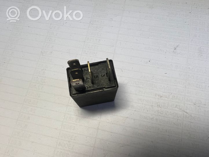 Renault Megane II Other relay 7700414484