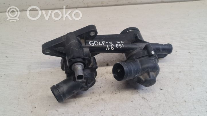 Volkswagen Golf V Termostat / Obudowa termostatu 03C121111H