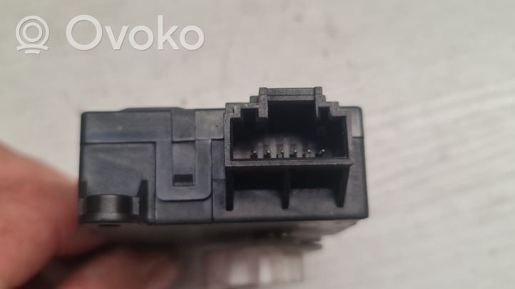 Citroen C3 Air flap motor/actuator N100463X