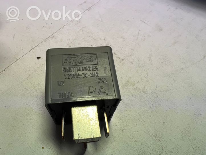 Ford Focus Muu rele 5M5T14B192EA