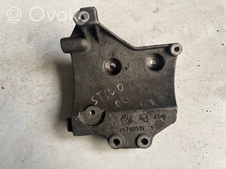 Fiat Stilo Uchwyt / Mocowanie sprężarki klimatyzacji 46790511