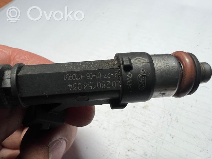 Dacia Sandero Fuel injector 8200227124