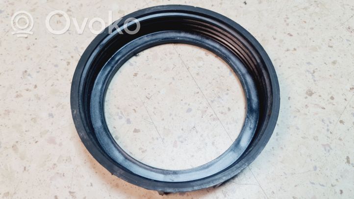 Citroen Evasion Bague de verrouillage pour réservoir de carburant 9753235480