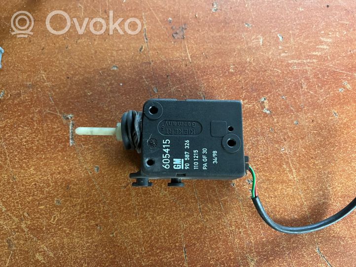 Opel Astra G Fuel tank cap lock motor 90587326