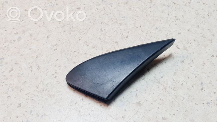 Toyota Corolla E120 E130 Panel wykończeniowy błotnika 3004705