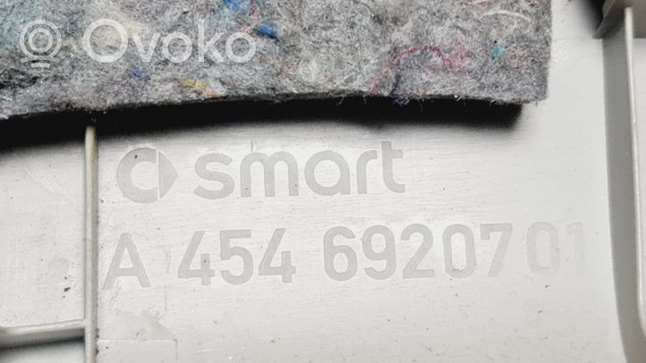 Smart ForFour I (A) statņa dekoratīvā apdare A4546920702