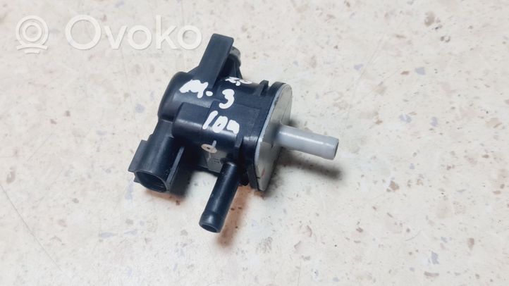 Mazda 3 II Turboahtimen magneettiventtiili L51818741