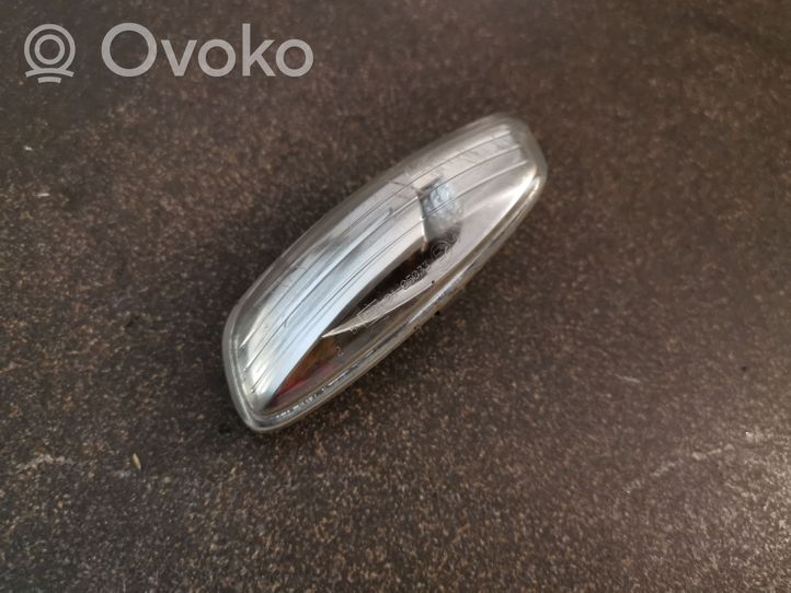 Peugeot 308 Mirror indicator light 9680005180