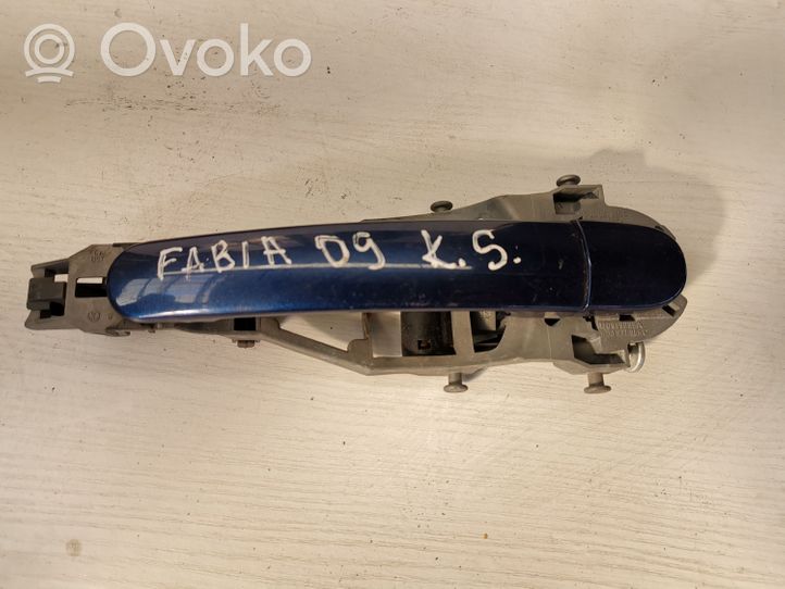 Skoda Fabia Mk2 (5J) Klamka zewnętrzna drzwi tylnych 5J0837885C