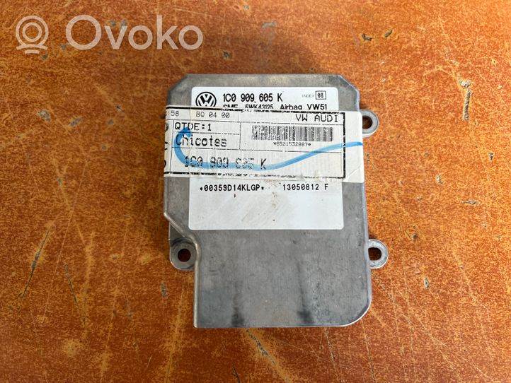 Volkswagen Fox Airbag control unit/module 1C0909605K